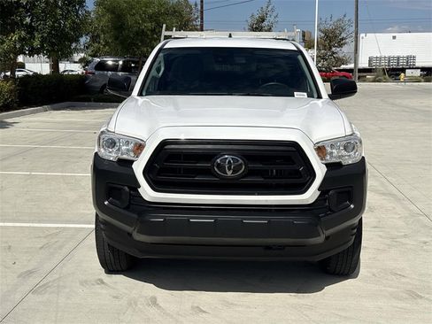 Used 2021 Toyota Tacoma SR image 8