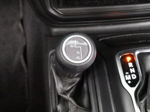 Used 2021 Jeep Wrangler Unlimited Sport AWD/4WD image 23