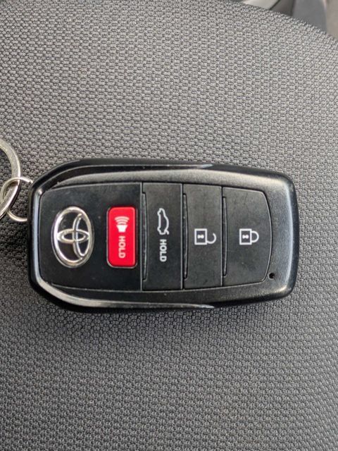 Used 2025 Toyota Corolla LE w/ Convenience Package FWD image 33