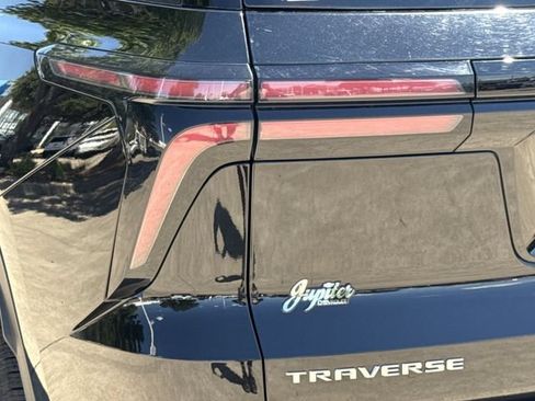 Certified 2026 Chevrolet Traverse LT FWD image 7