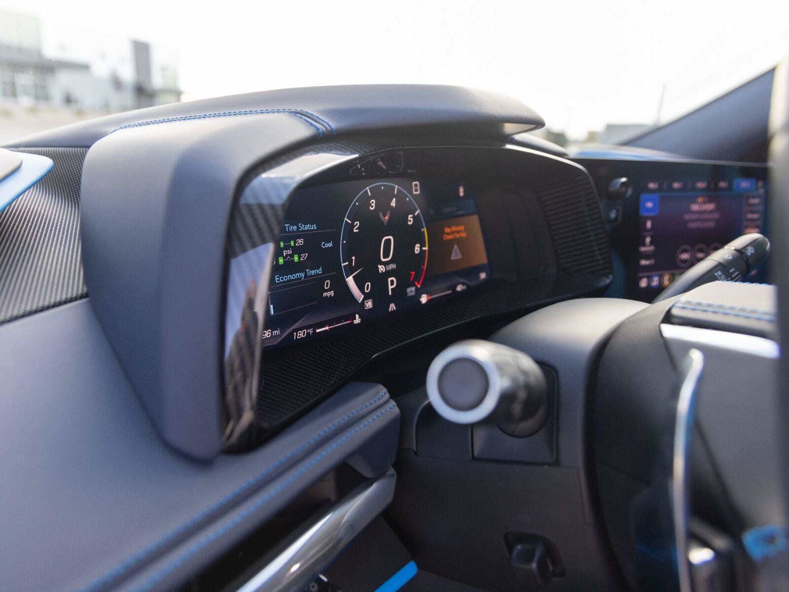 Used 2020 Chevrolet Corvette Stingray Premium Cpe w/ 3LT Preferred Equipment Group RWD image 31