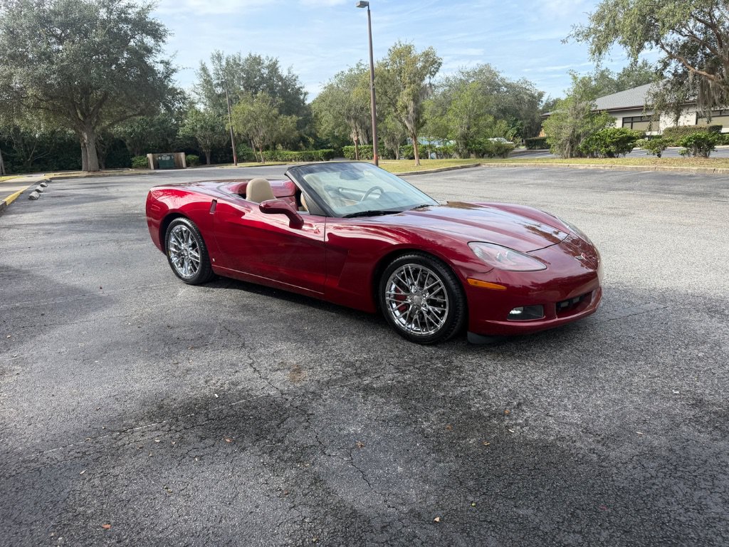 Used 2006 Chevrolet Corvette Convertible w/ Preferred Equipment Group RWD image 6