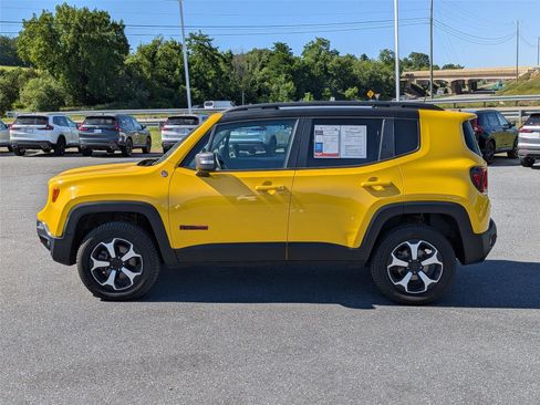 Used 2019 Jeep Renegade Trailhawk w/ LED Lighting Group AWD/4WD image 8