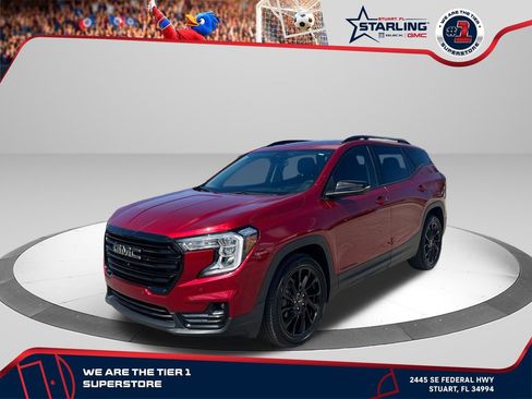 Used 2023 GMC Terrain SLT w/ Tech Package FWD image 1