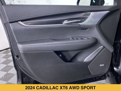 Certified 2024 Cadillac XT6 Sport w/ LPO, ONYX Package AWD/4WD image 13