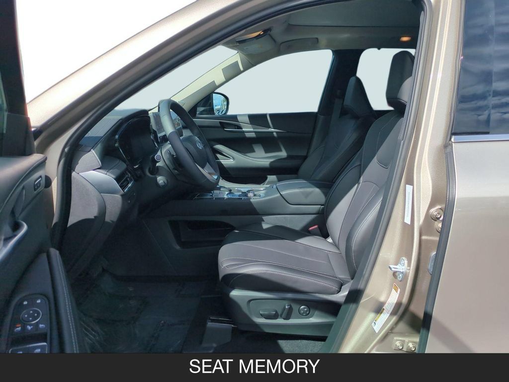 Certified 2026 INFINITI QX60 Luxe w/ Cargo Package FWD image 14