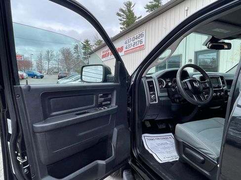 Used 2016 RAM 1500 Express image 10