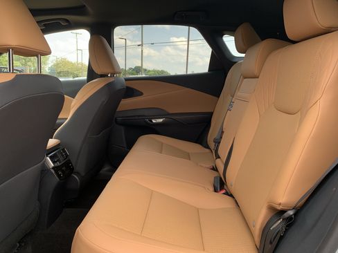 Used 2025 Lexus RX 350 Premium w/ Accessory Package (Z1) FWD image 32