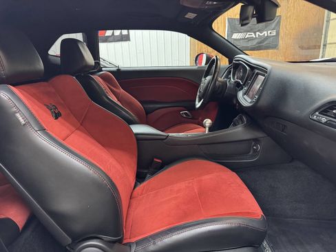 Used 2016 Dodge Challenger R/T Scat Pack w/ Leather Interior Group image 21