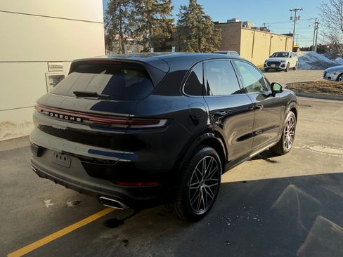 New 2026 Porsche Cayenne image 37