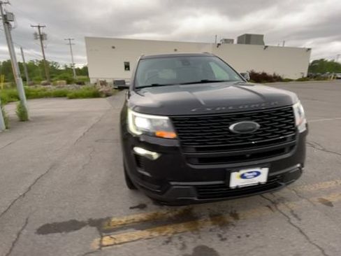 Used 2019 Ford Explorer Sport w/ Equipment Group 401A AWD/4WD image 3