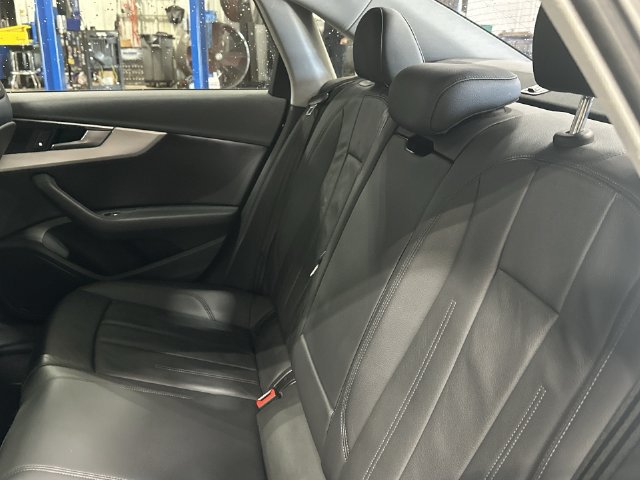 Used 2018 Audi A4 2.0T Ultra Premium FWD image 30
