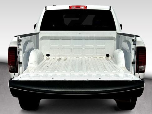 Used 2024 RAM 1500 Classic Warlock RWD image 30