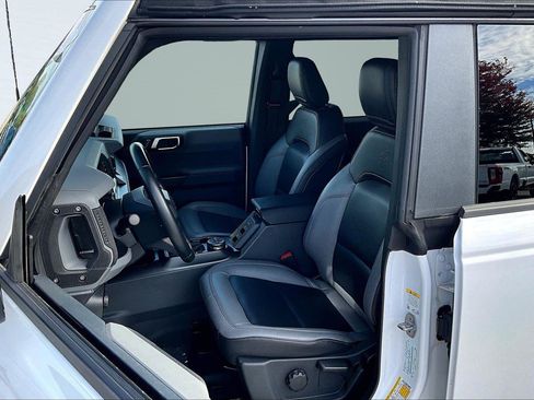 Used 2023 Ford Bronco Big Bend image 14