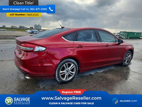 Used 2018 Ford Fusion SE w/ Fusion SE Technology Package FWD image 4