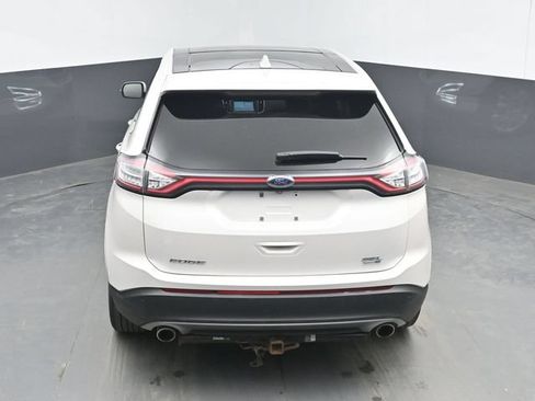 Used 2017 Ford Edge SEL w/ Equipment Group 201A AWD/4WD image 37