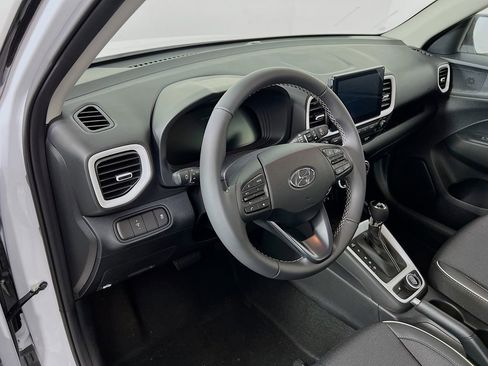 New 2026 Hyundai Venue SEL image 8