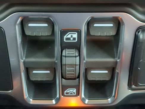 New 2026 Jeep Gladiator Sport image 24