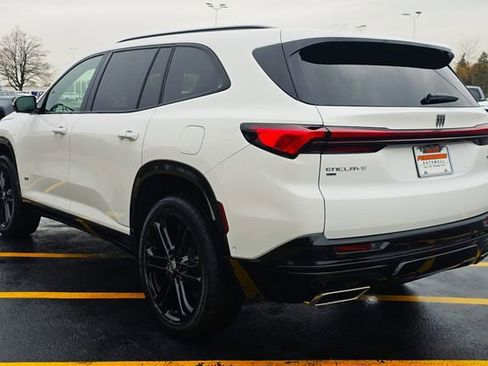 New 2026 Buick Enclave Sport Touring w/ Super Cruise Package image 6