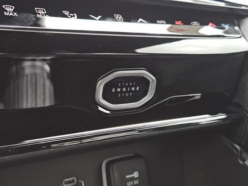 New 2026 Jeep Grand Cherokee L 2WD image 27