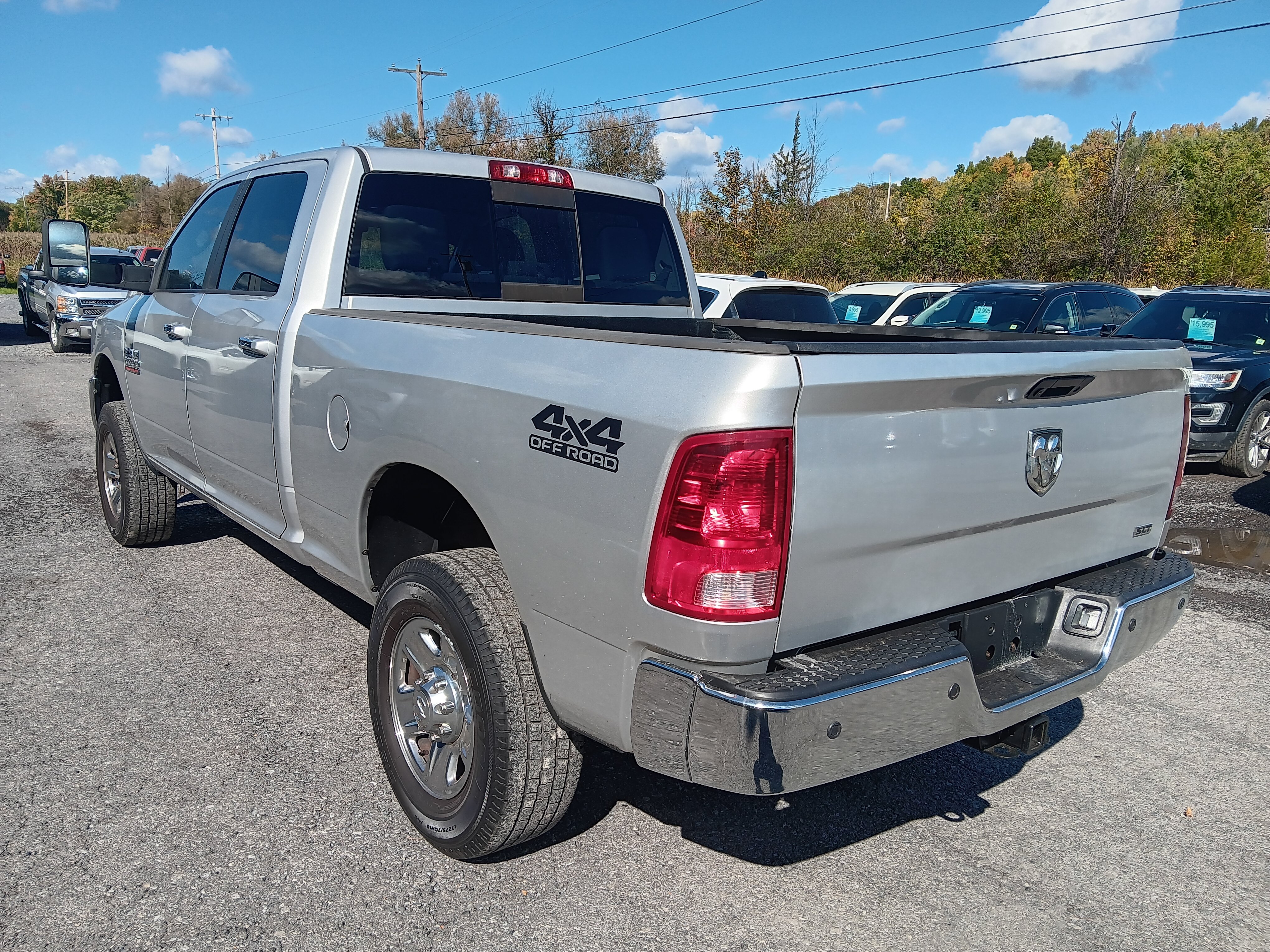 Used 2016 RAM 2500 SLT AWD/4WD image 3