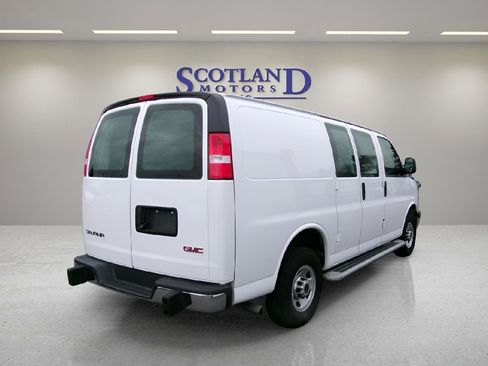 Used 2024 GMC Savana 2500 w/ Driver Convenience Package image 6
