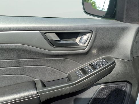 Used 2023 Ford Escape Active AWD/4WD image 9