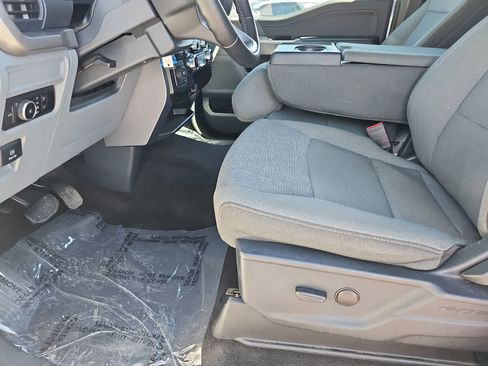 Used 2024 Ford F150 XLT image 17