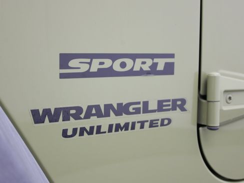 Used 2013 Jeep Wrangler Unlimited Sport AWD/4WD image 14