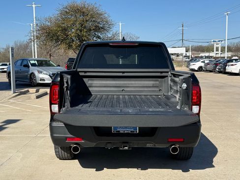Used 2023 Honda Ridgeline Sport image 5