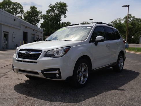 Used 2018 Subaru Forester 2.5i Touring w/ Popular Package #3B AWD/4WD image 5