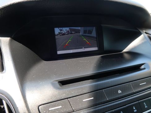 Used 2017 Ford Focus SE FWD image 13
