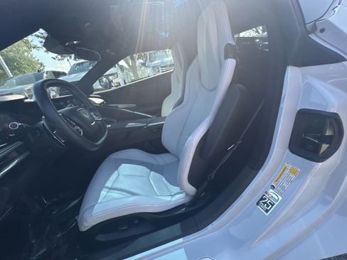 Used 2020 Chevrolet Corvette Stingray Coupe w/ Z51 Performance Package RWD image 13
