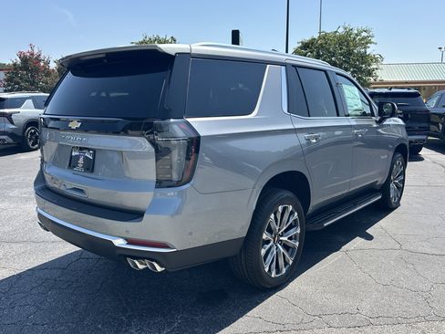 New 2026 Chevrolet Tahoe High Country w/ Sun And Tow Package RWD image 9
