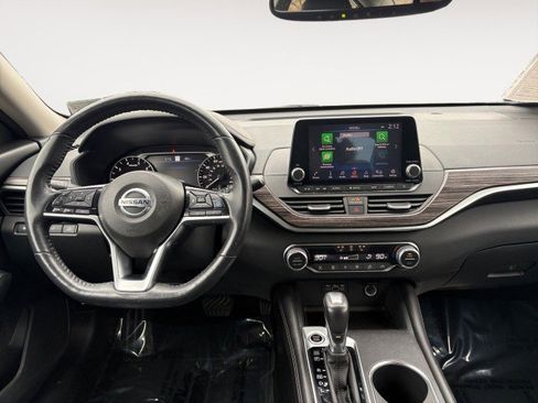 Used 2019 Nissan Altima 2.5 Platinum image 10