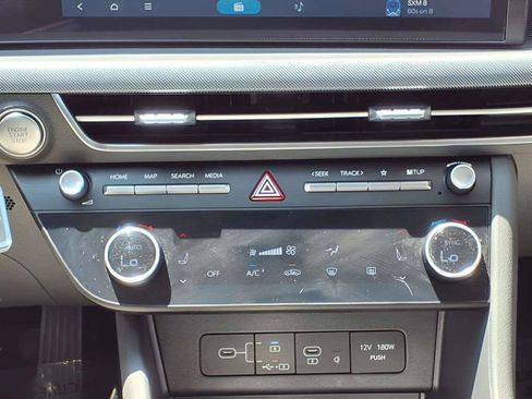 Certified 2024 Hyundai Sonata SEL w/ Convenience Package FWD image 13