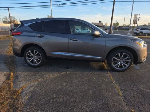 Certified 2023 Acura RDX FWD w/ Technology Package image 9
