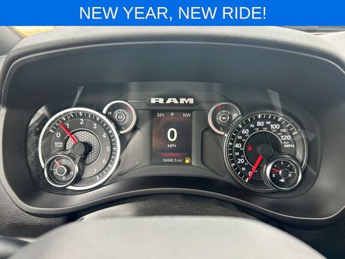 Used 2023 RAM 2500 Big Horn w/ Level 1 Equipment Group image 39