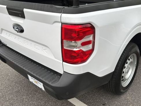 Used 2025 Ford Maverick XL w/ Equipment Group 102A AWD/4WD image 36