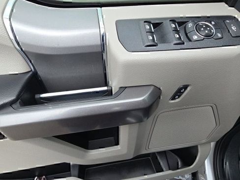 Used 2022 Ford F350 XLT w/ XLT Premium Package AWD/4WD image 22