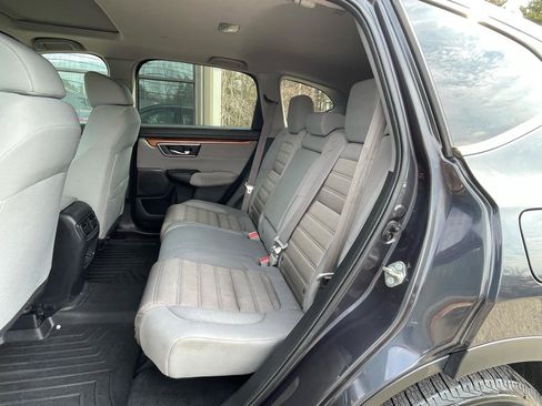 Used 2017 Honda CR-V EX image 9