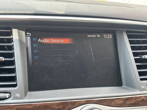 Used 2019 Nissan Armada Platinum w/ Captain's Chairs Package RWD image 13