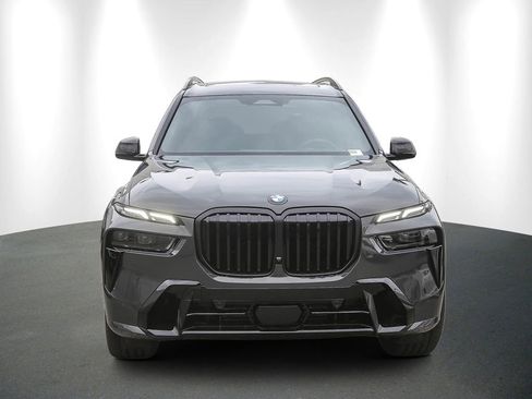 New 2026 BMW X7 xDrive40i w/ M Sport Package AWD/4WD image 2