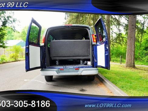 Used 2001 Chevrolet Express 3500 Extended Passenger w/ Convenience Pkg RWD image 28