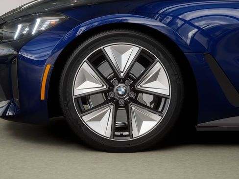 New 2026 BMW i4 eDrive40 w/ Premium Package image 7