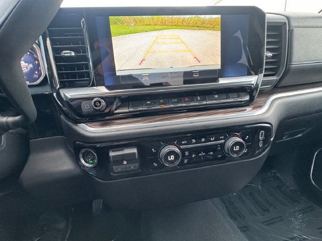 Used 2026 Chevrolet Silverado 1500 RST AWD/4WD image 9