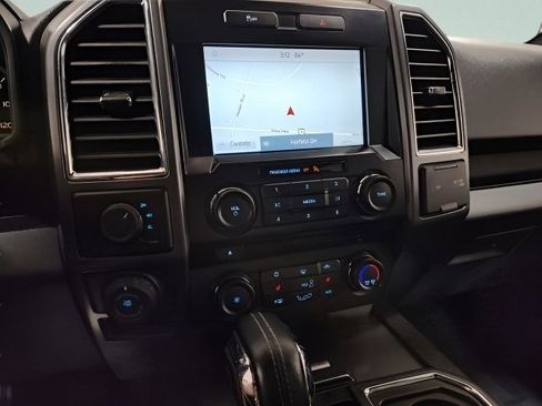 Used 2016 Ford F150 XLT w/ Equipment Group 302A Luxury AWD/4WD image 33