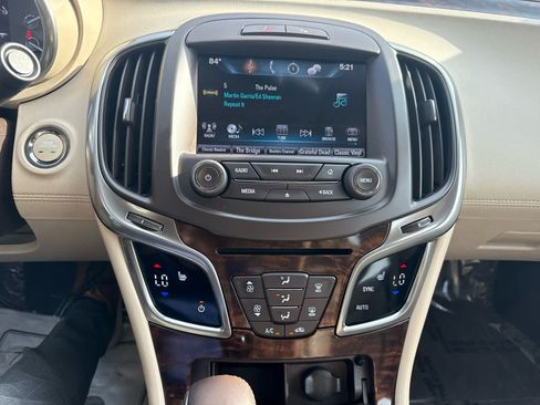 Used 2016 Buick LaCrosse Leather FWD image 20