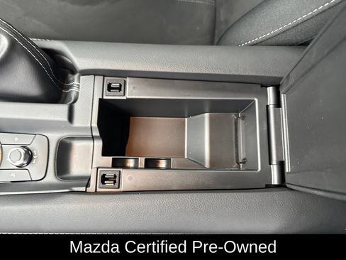 Certified 2025 MAZDA MX-5 Miata Club w/ Appearance Package RWD image 12