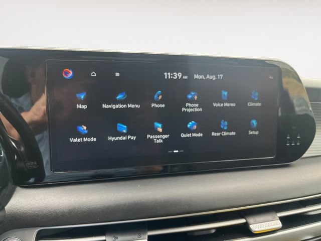 Certified 2025 Hyundai Palisade Limited AWD/4WD image 15
